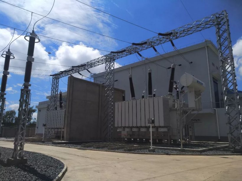 ���b����